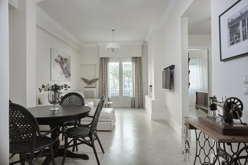 Kolonaki Square Apartment Atenas Exterior foto